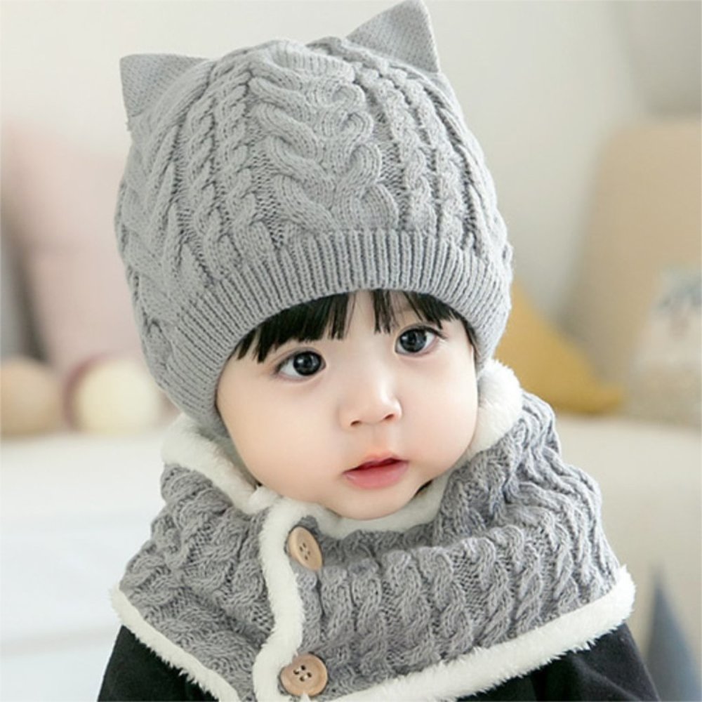 NWOT BABY SCARF & HAT SET